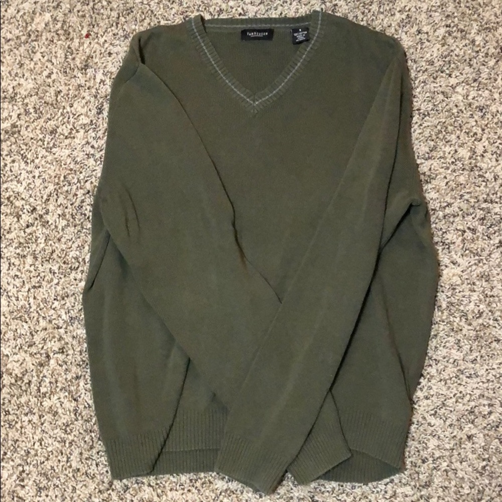 Van Heusen sweater